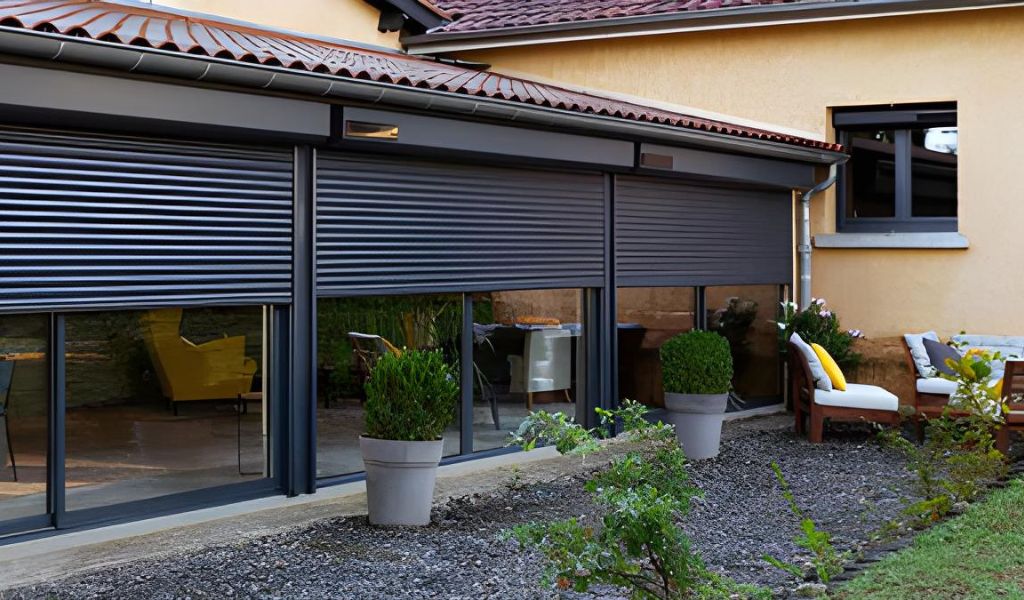 Bonnet Stores - Volets roulants solaires