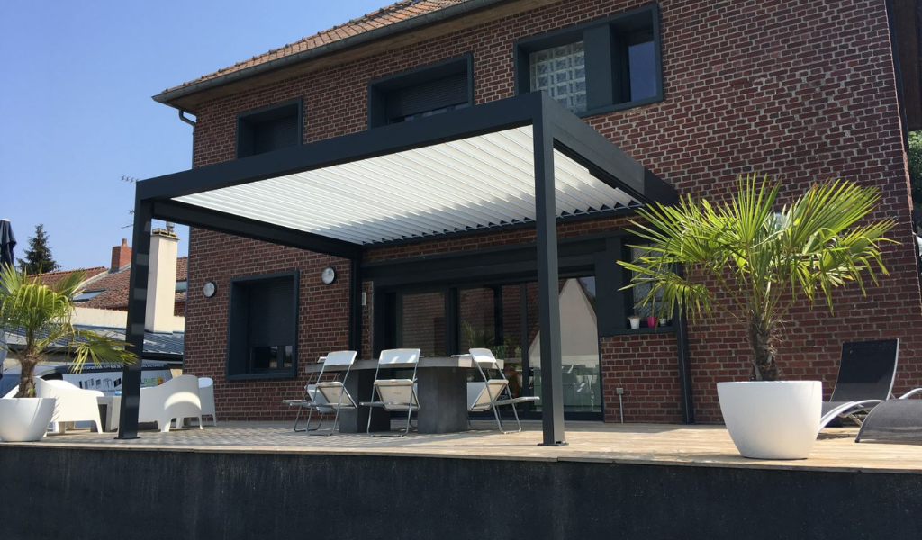 Bonnet Stores - Pergola Izi