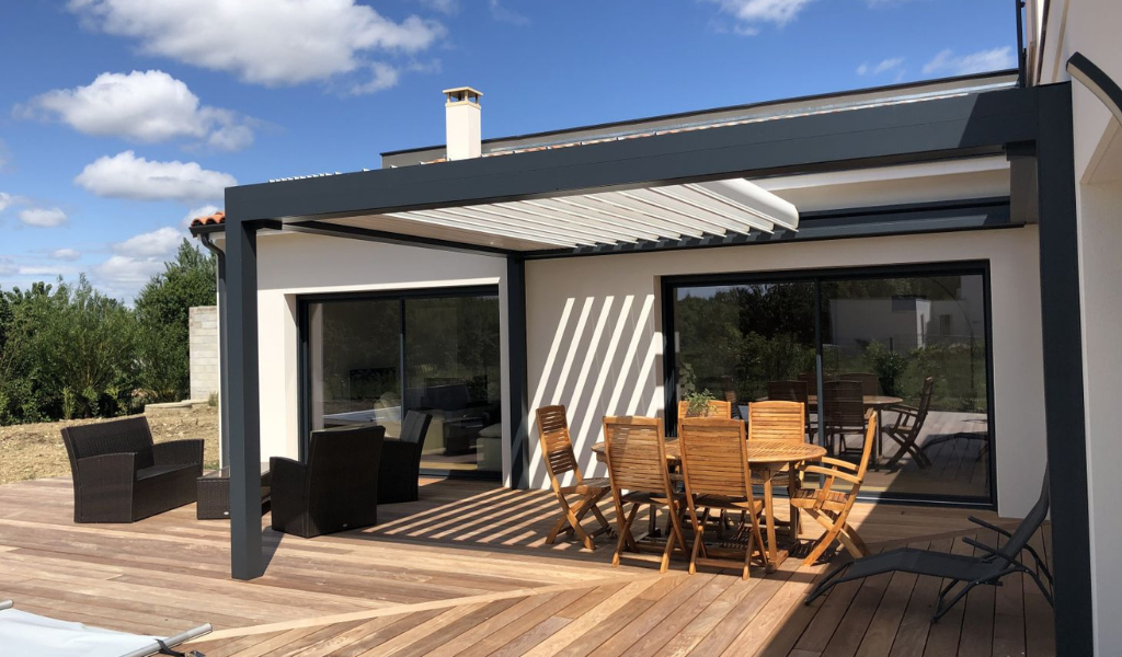 Bonnet Stores _ Pergola Open'R